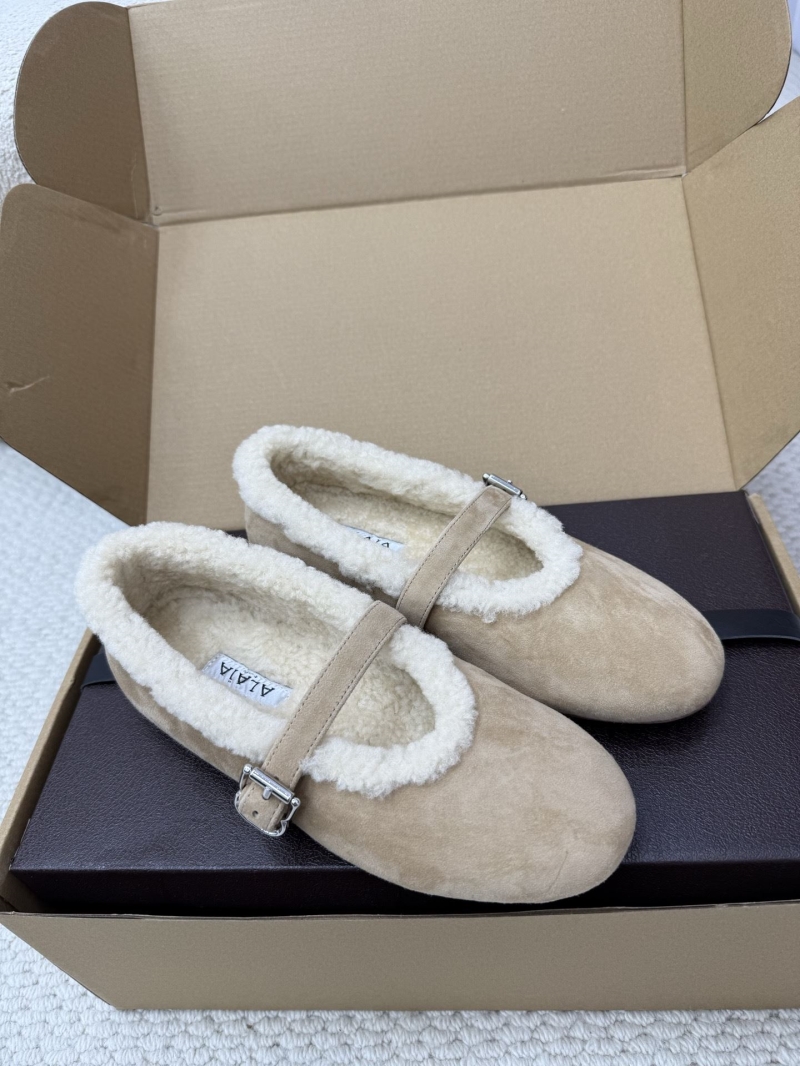 Alaia Flat Shoes